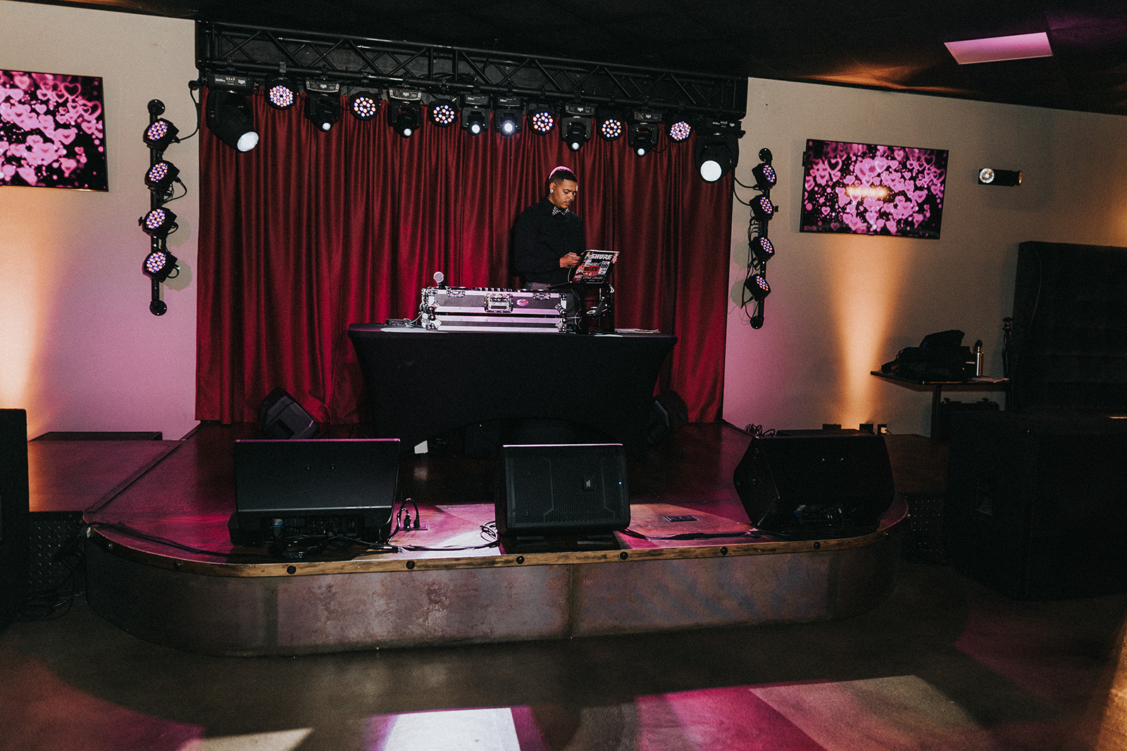 Ashley & Dan's wedding DJ at Rivet: Canteen & Assembly. Photography by Shiloh Leath Photography.